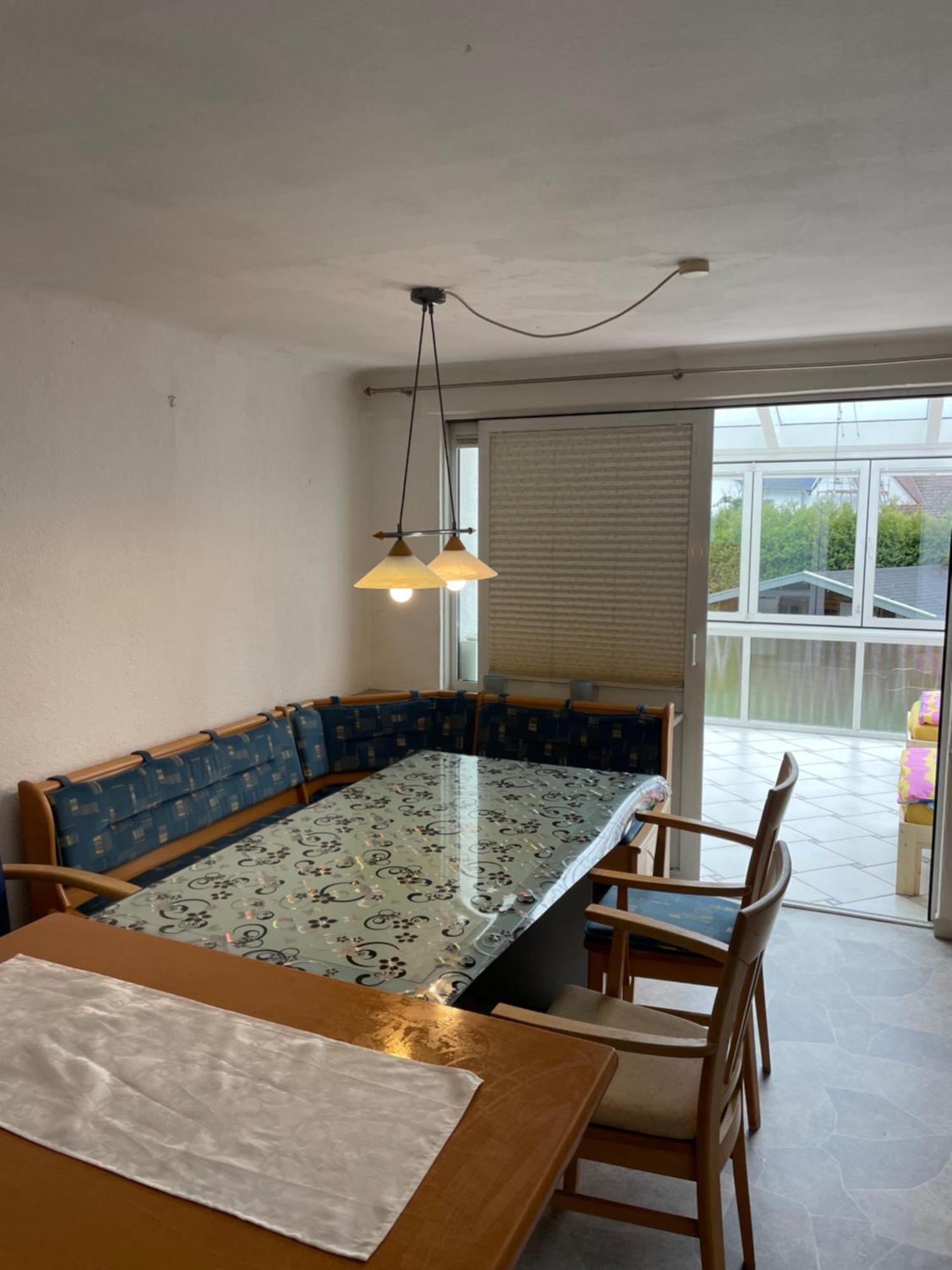 Haus Dambacher - Arbeiter-monteurzimmer * Нюртинген